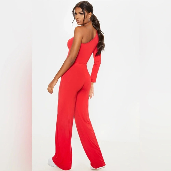 Pretty Little Thing Red One Shoulder Long Sleeve Jumpsuit - Size  14 - Picture 2 of 14